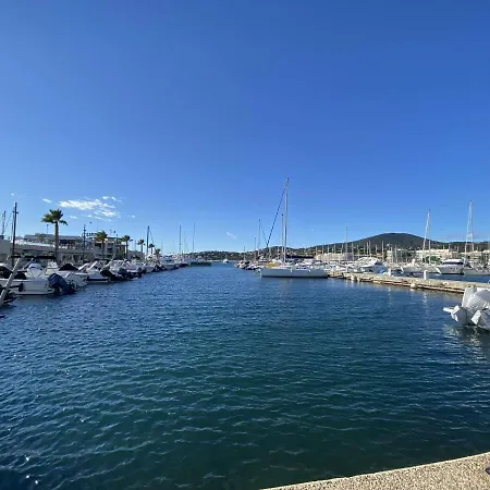 Apartment Lumineux A 30m De La Plage, Balcon, Clim, Commerces A Cote - Fr-1-226-444